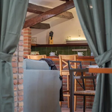 Tgn-historicalcenter-views-cozy-gastro-wifi-2pax19