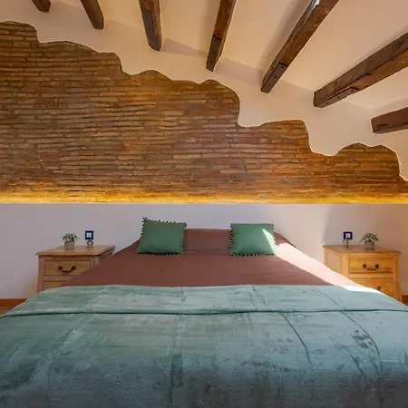 Tgn-historicalcenter-views-cozy-gastro-wifi-2pax19 *