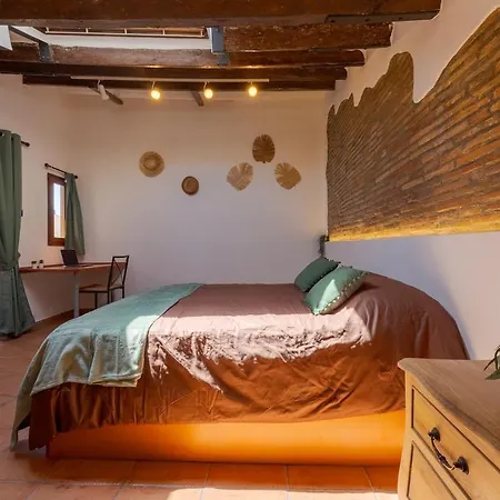 Tgn-historicalcenter-views-cozy-gastro-wifi-2pax19 *